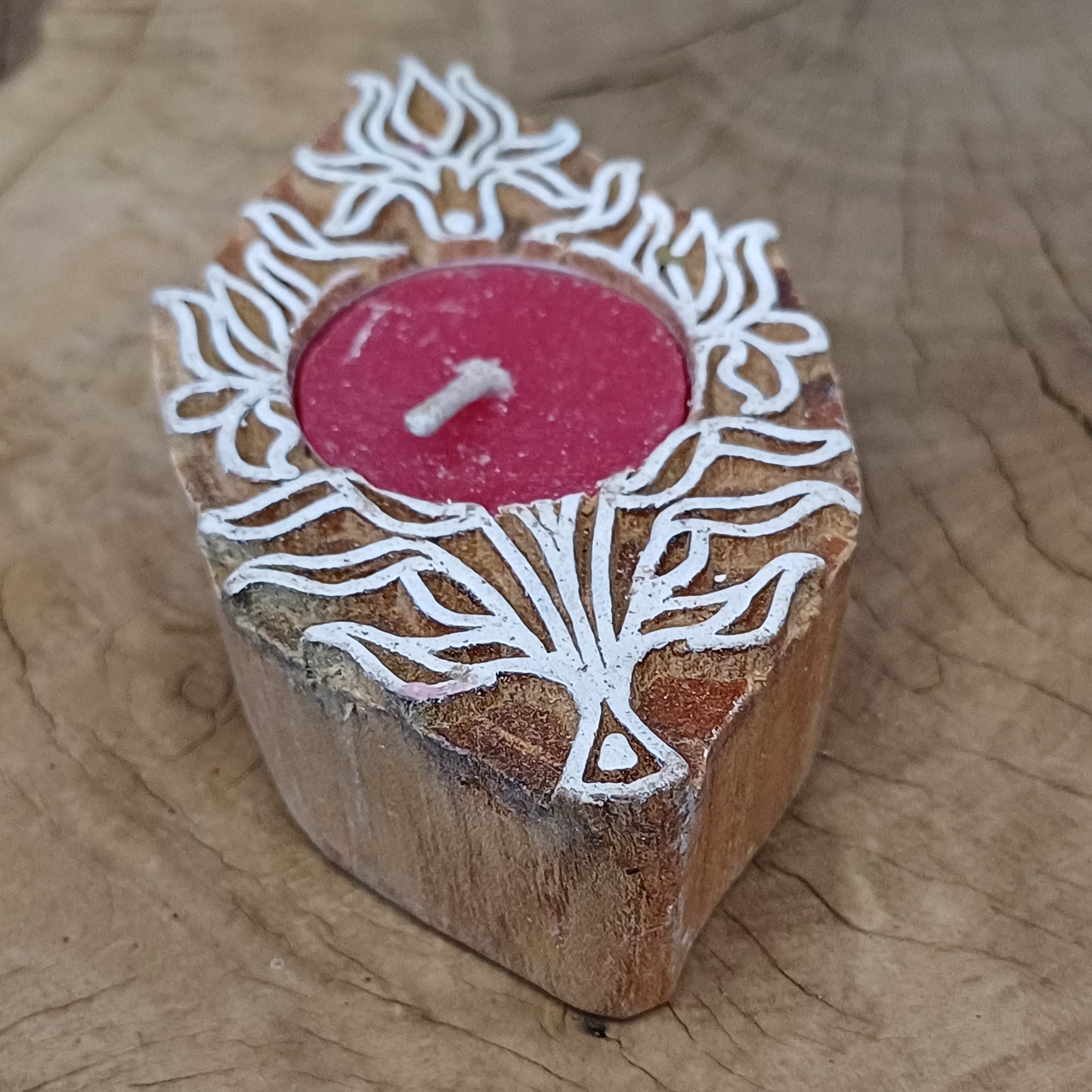 Royal Leaf Candle Stamp