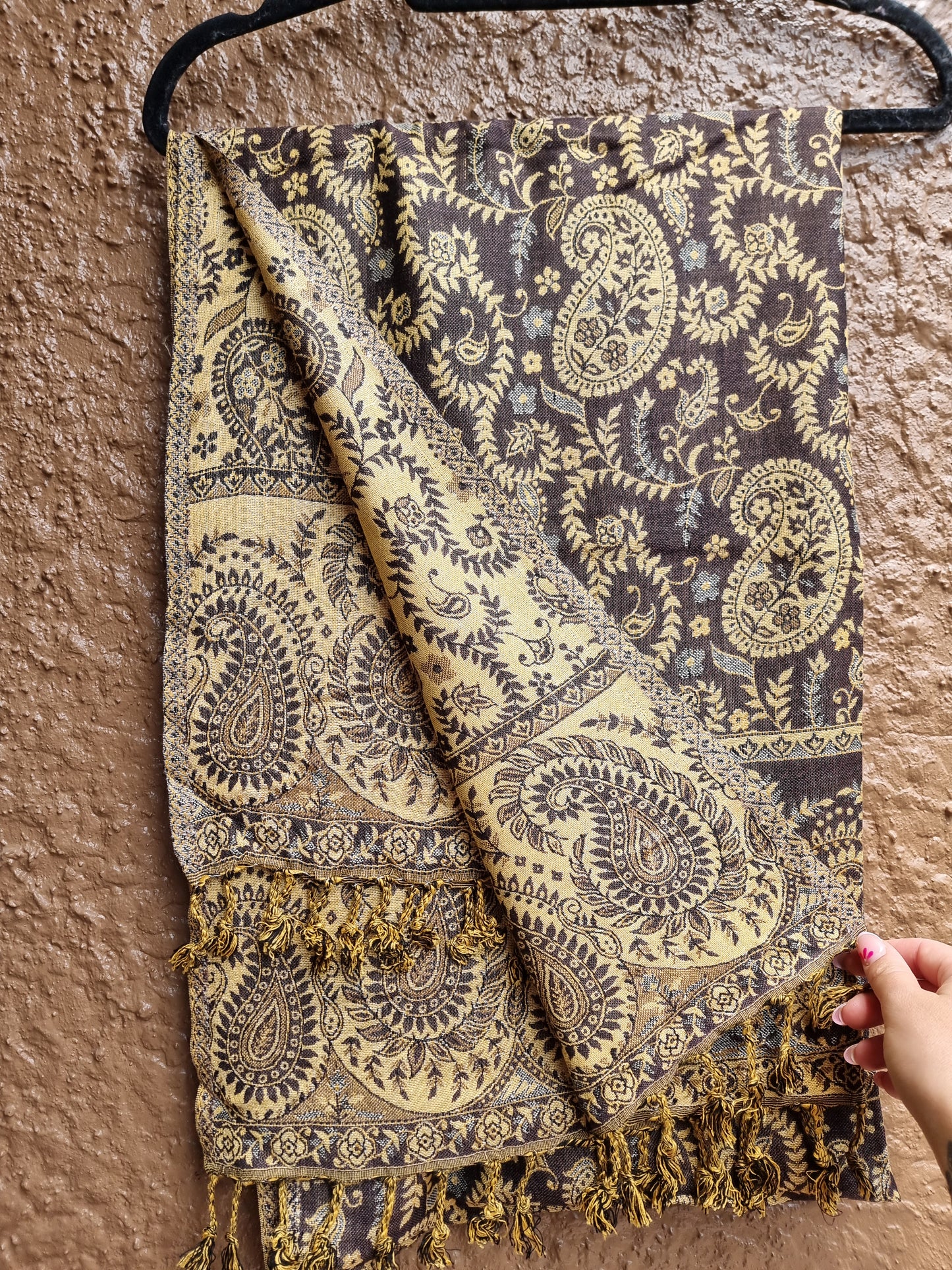 Pashmina scarf