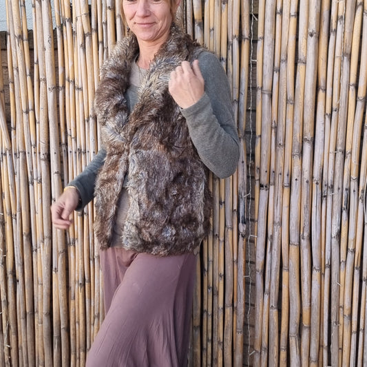 Willow Bespoke Sleeveless Coat