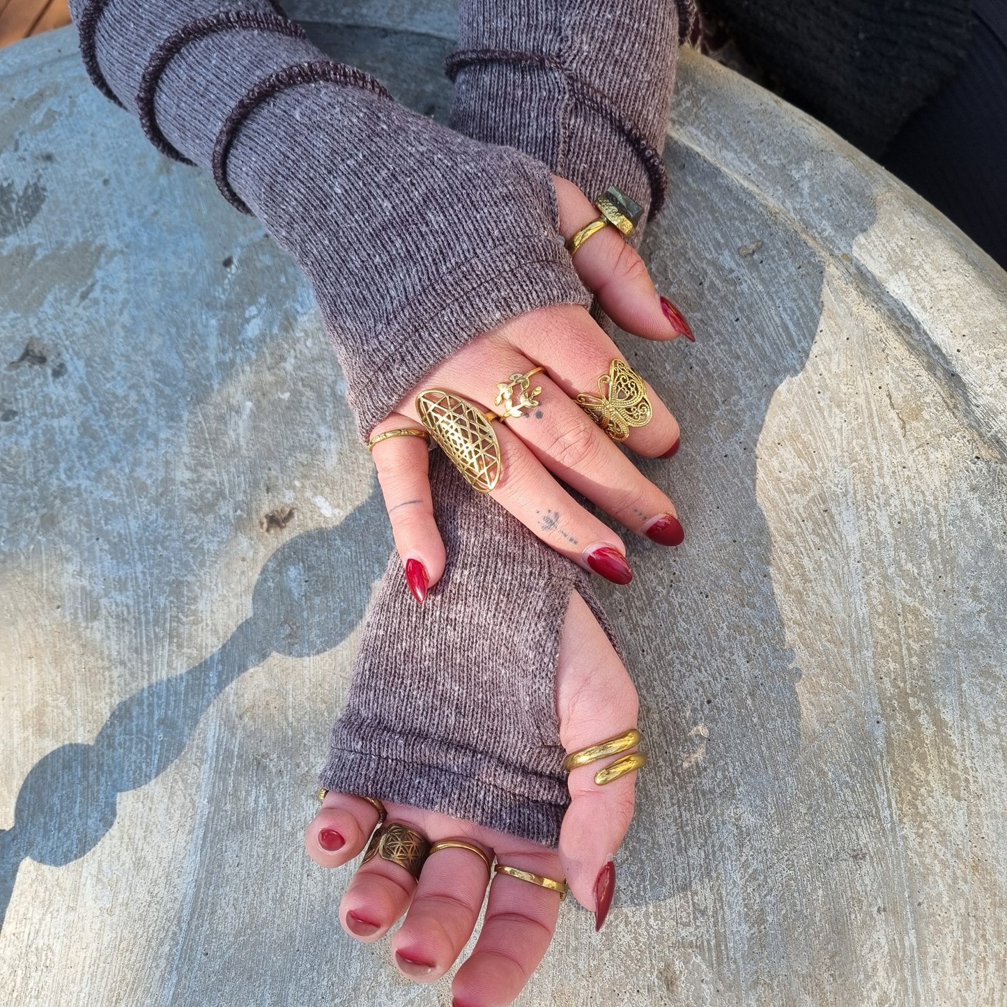 Hand Warmers ( Various Colours )