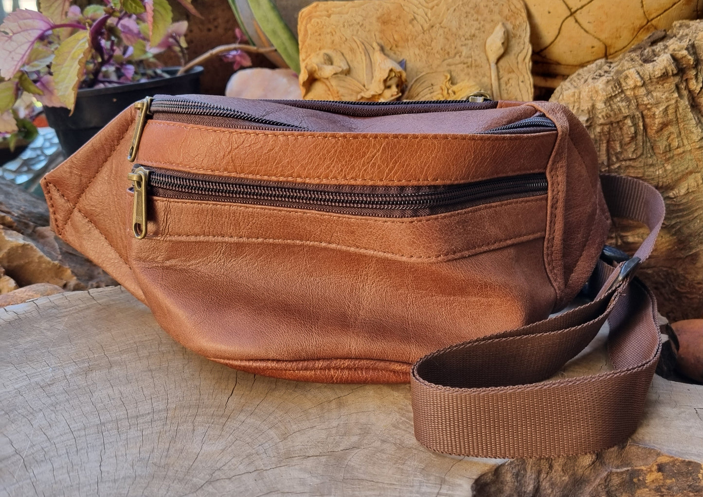 Leather Moonbag