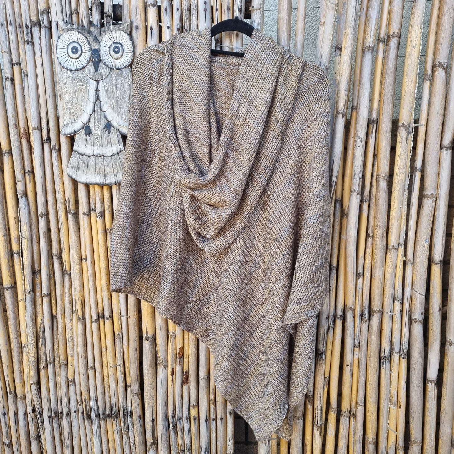 Bear Knitted Shawl (Hooded)