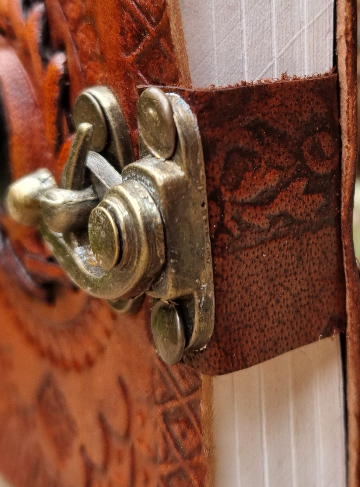 Shungite Leather Journal (13CM X 10CM)