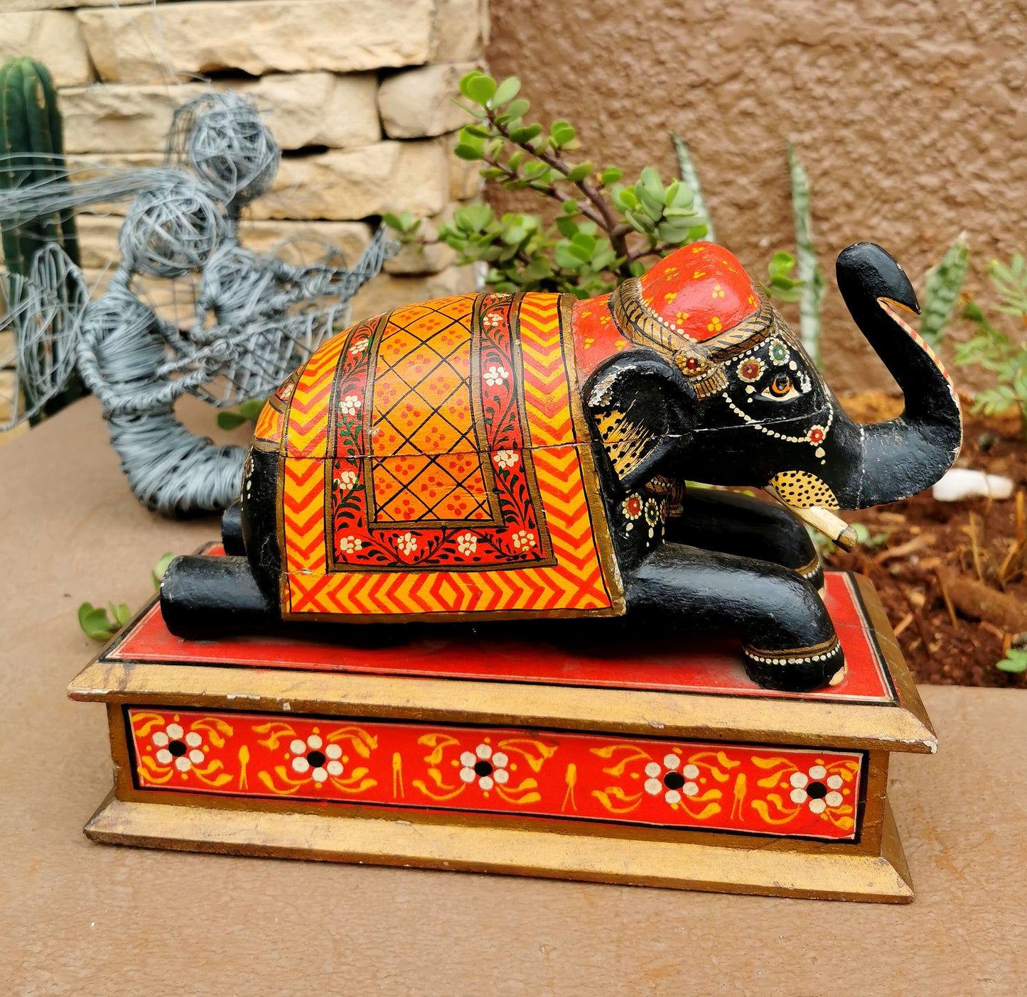 Elephant Hand Painted Draw