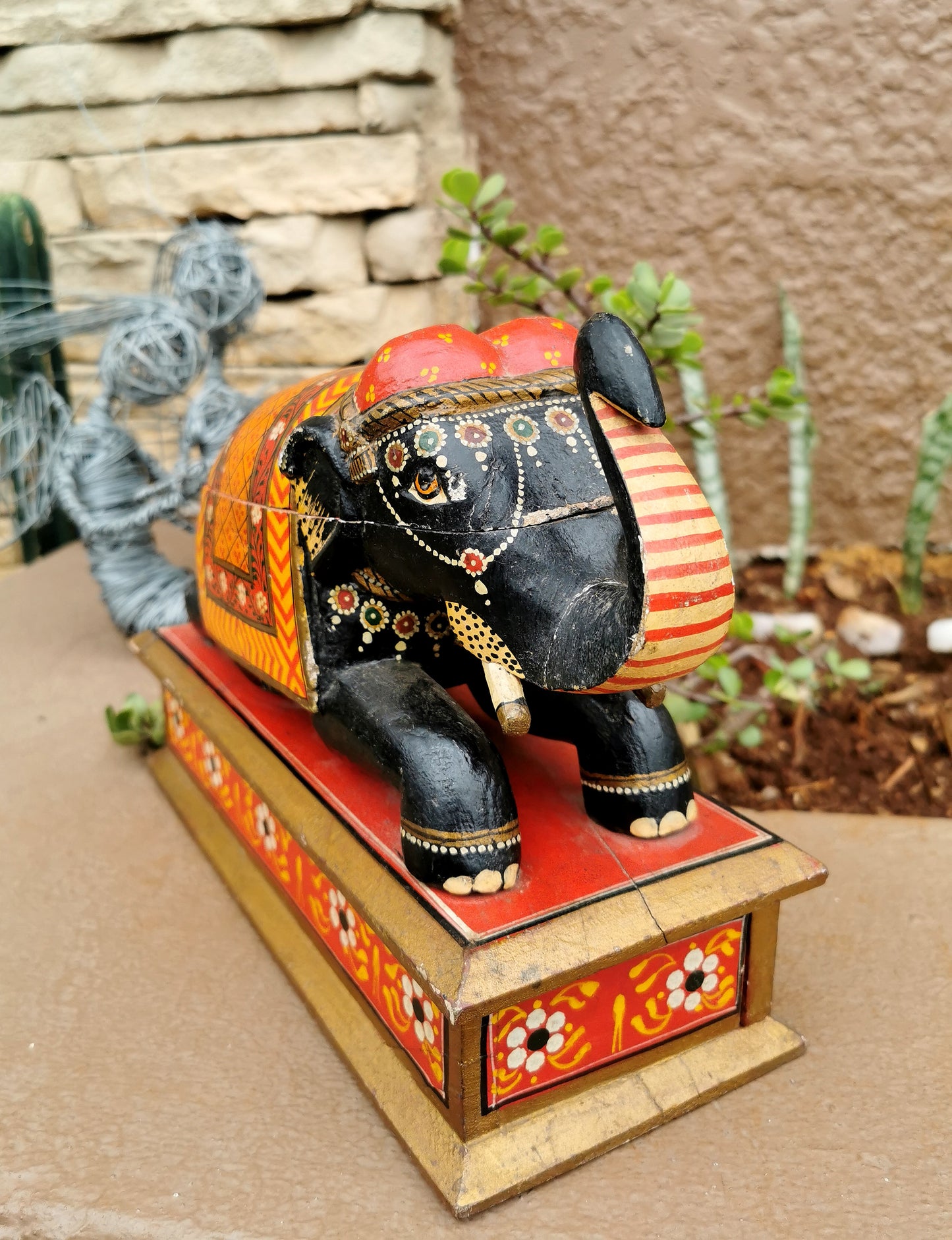 Elephant Hand Painted Draw