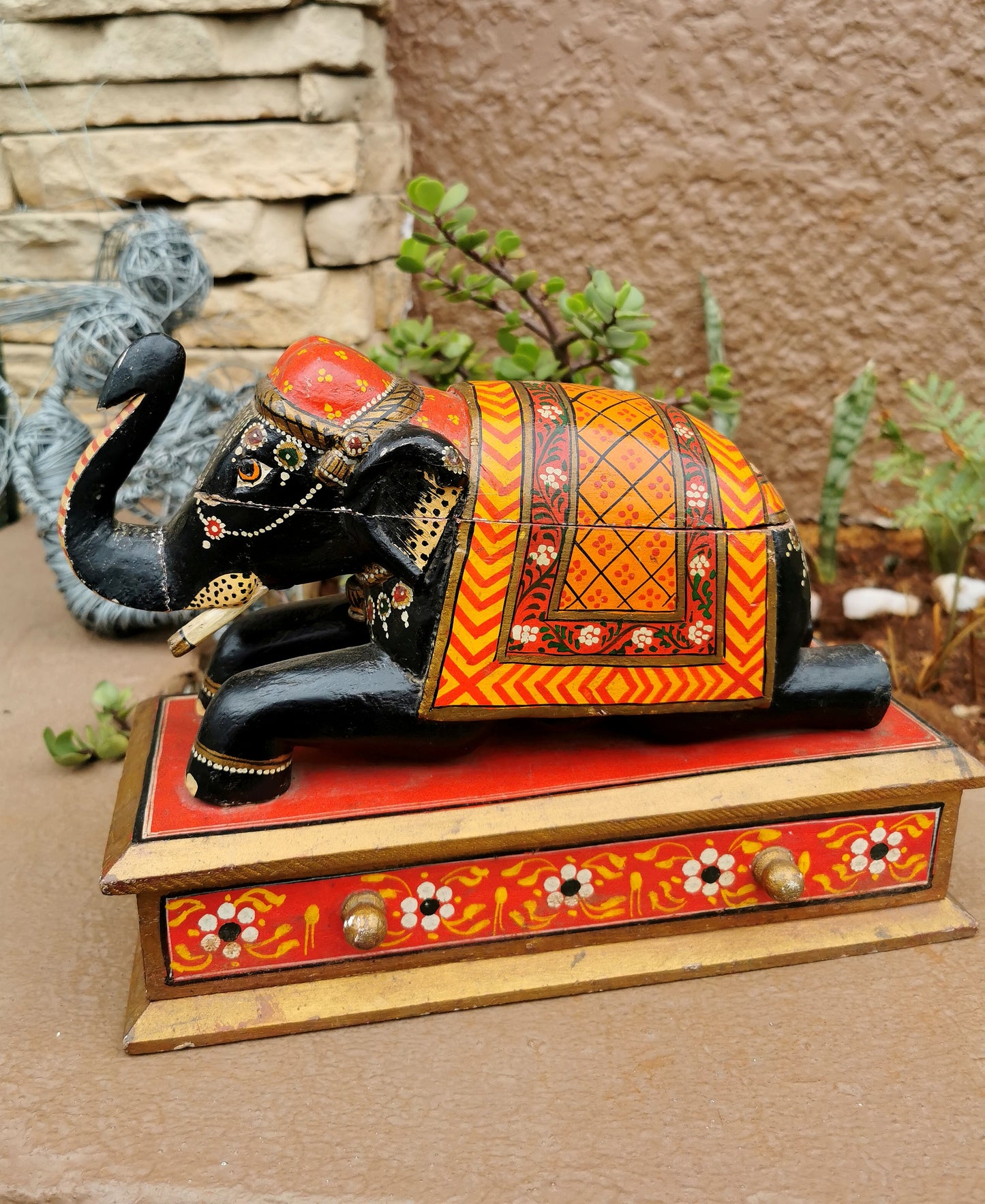 Elephant Hand Painted Draw
