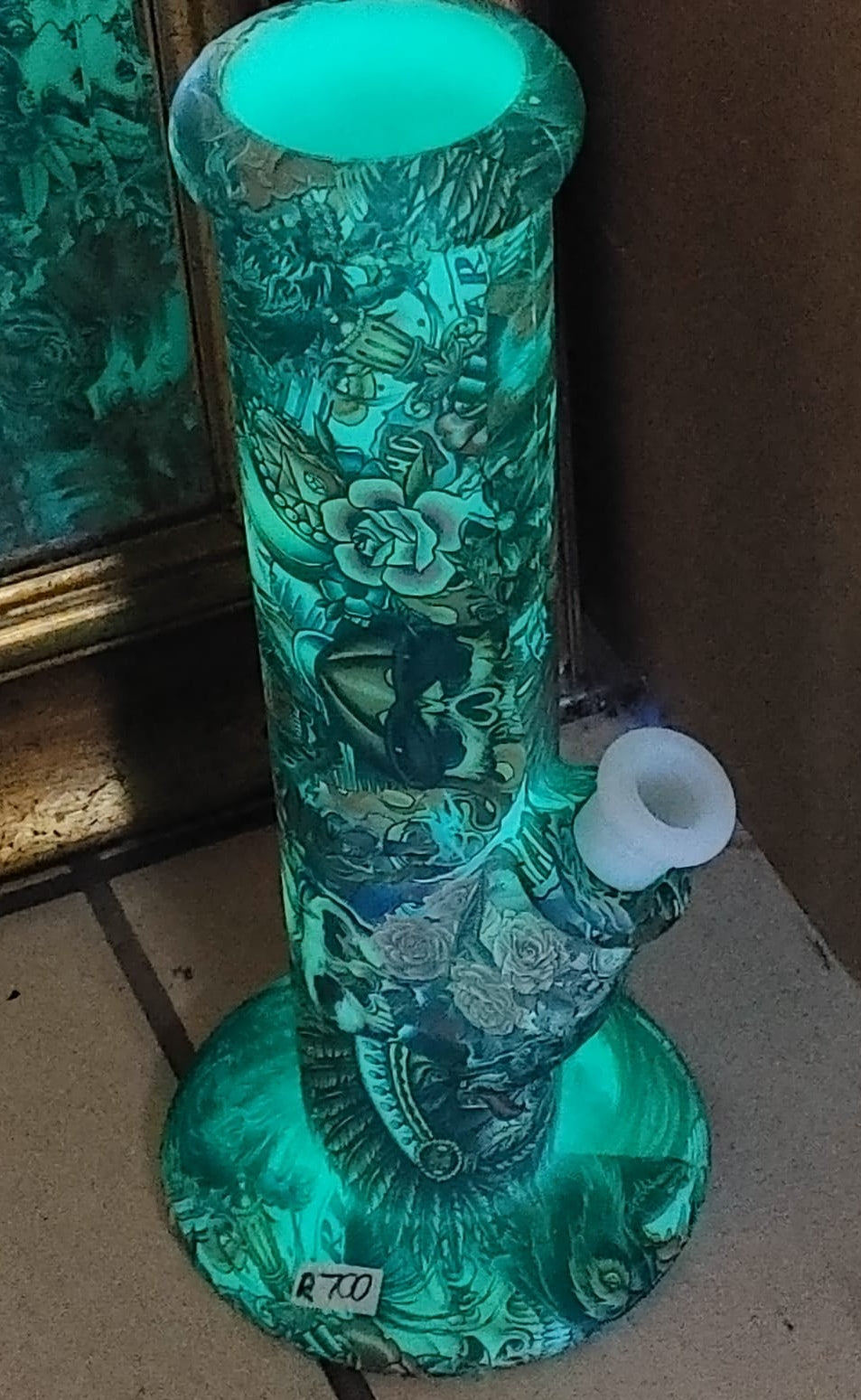 Glow In The Dark Silicone Bong