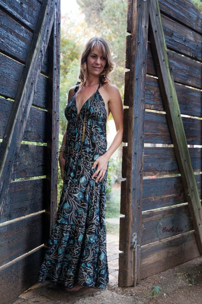 DRESSES