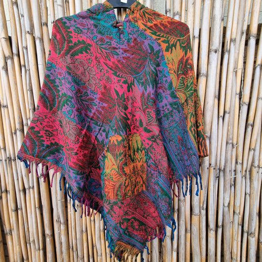 Effervescent Woolen Poncho