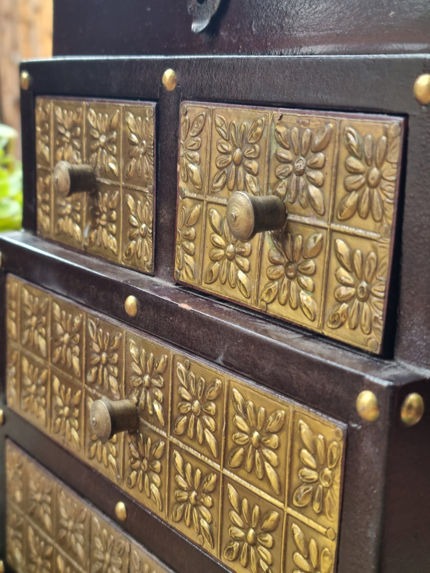 Embossed Keepsake / Jewelry Box