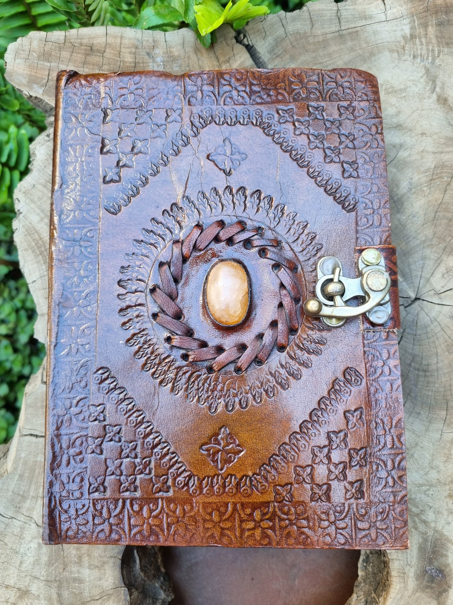 Calcite Leather Journal (18CM X 13CM)