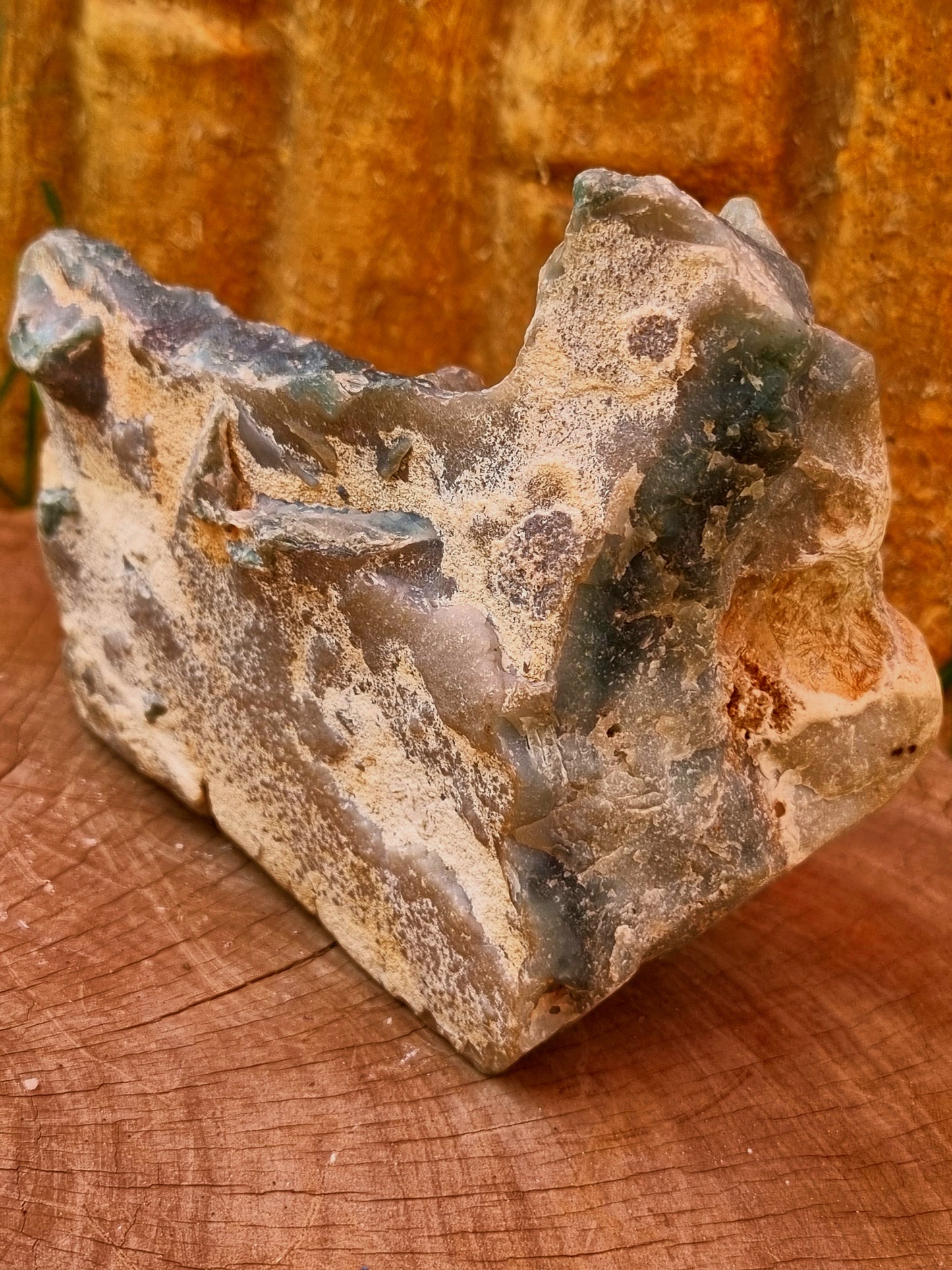 Raw Seam Agate
