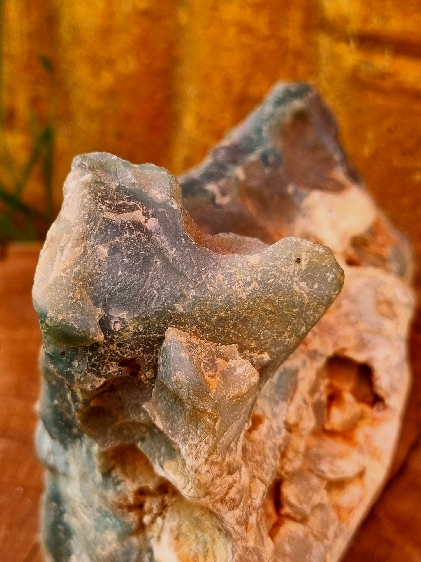 Raw Seam Agate