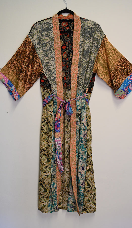 Cocktails and Canape's Kimono