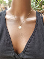 Pearl Clover Necklace