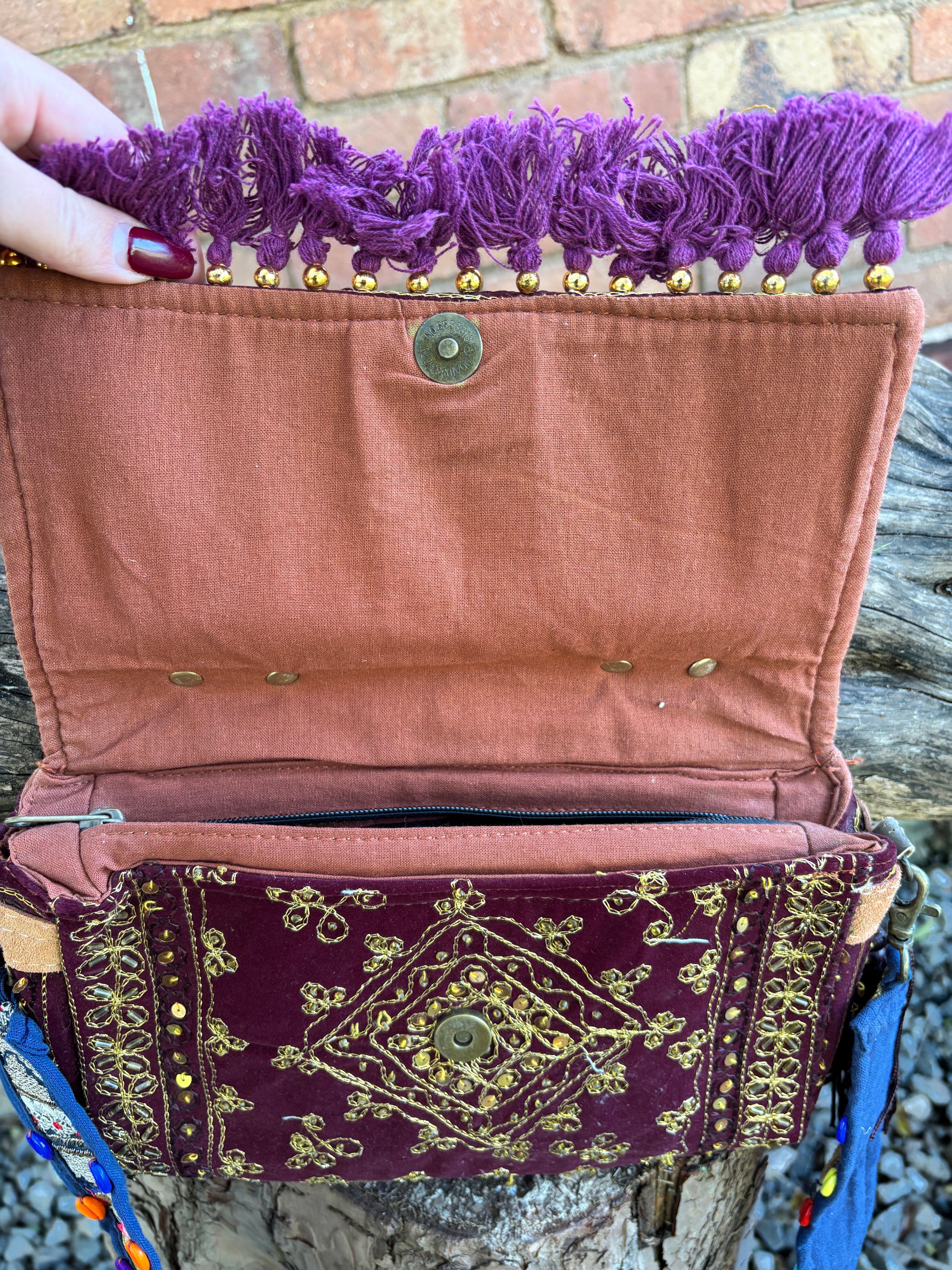 Cowrie Shell Hand-Bag