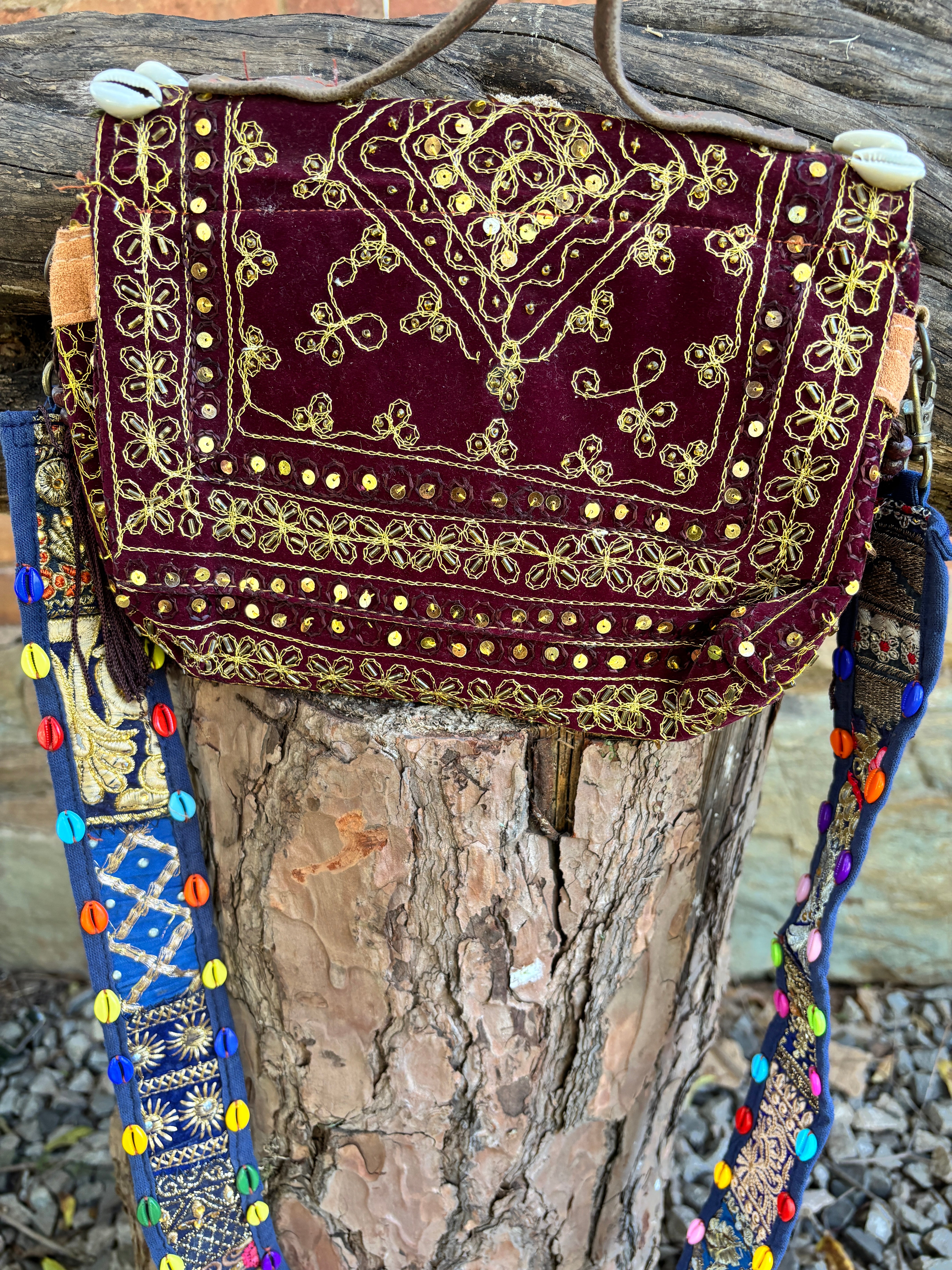 Cowrie Shell Hand-Bag