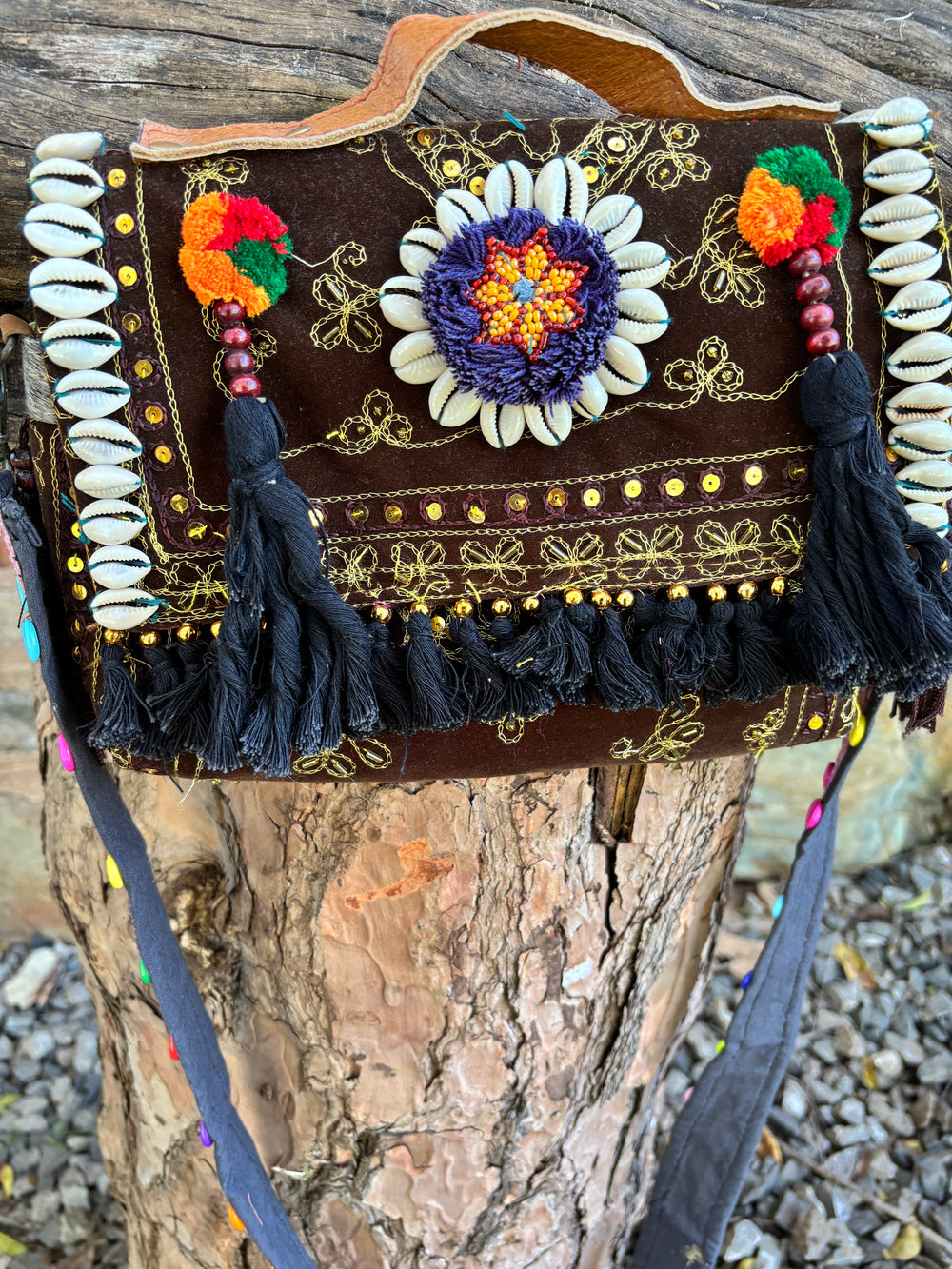 Cowrie Shell Hand-Bag