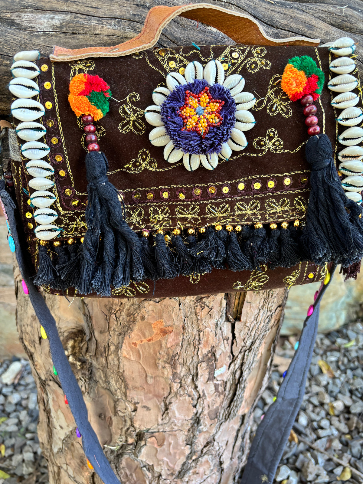 Cowrie Shell Hand-Bag