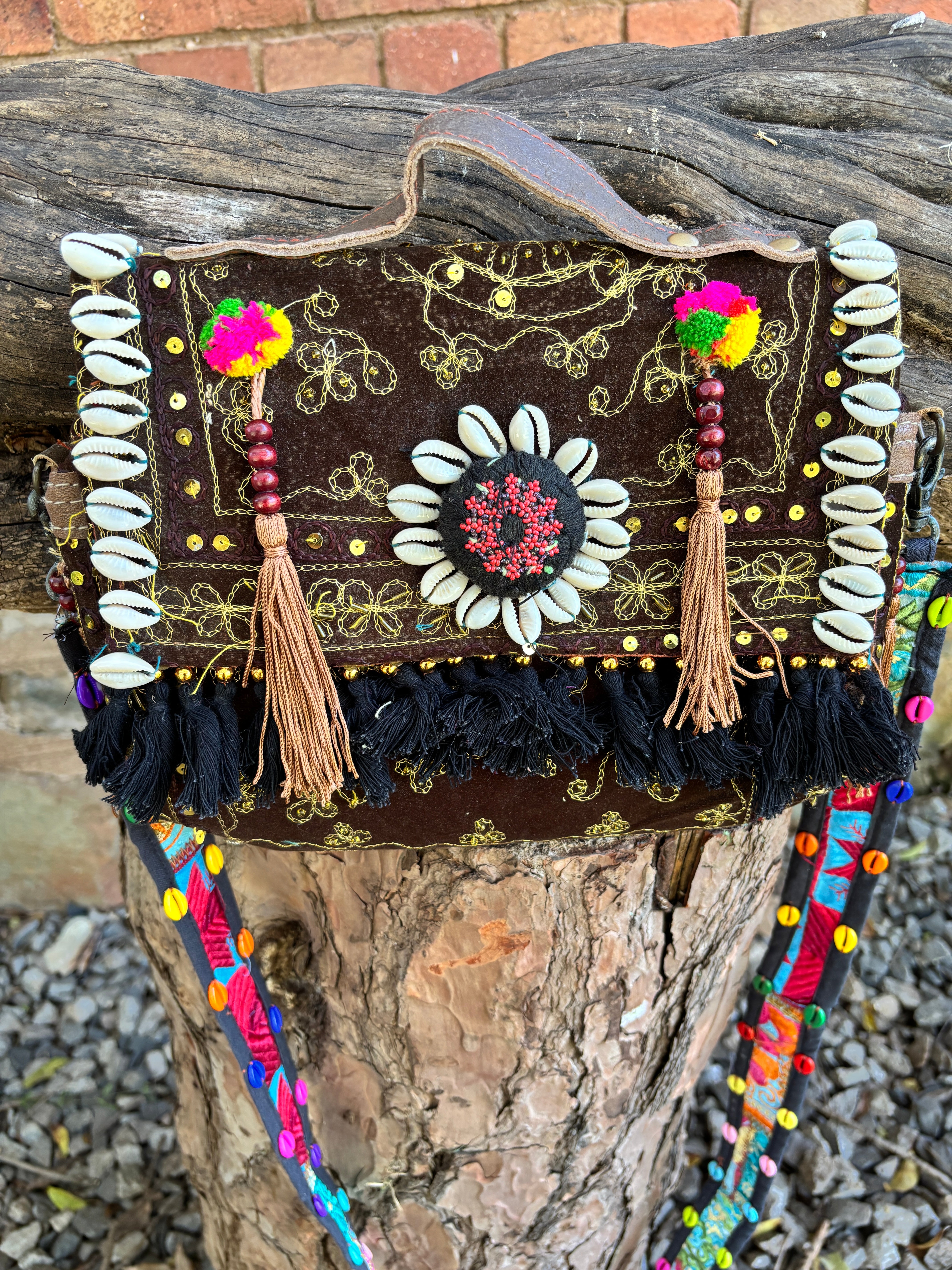Cowrie Shell Hand-Bag