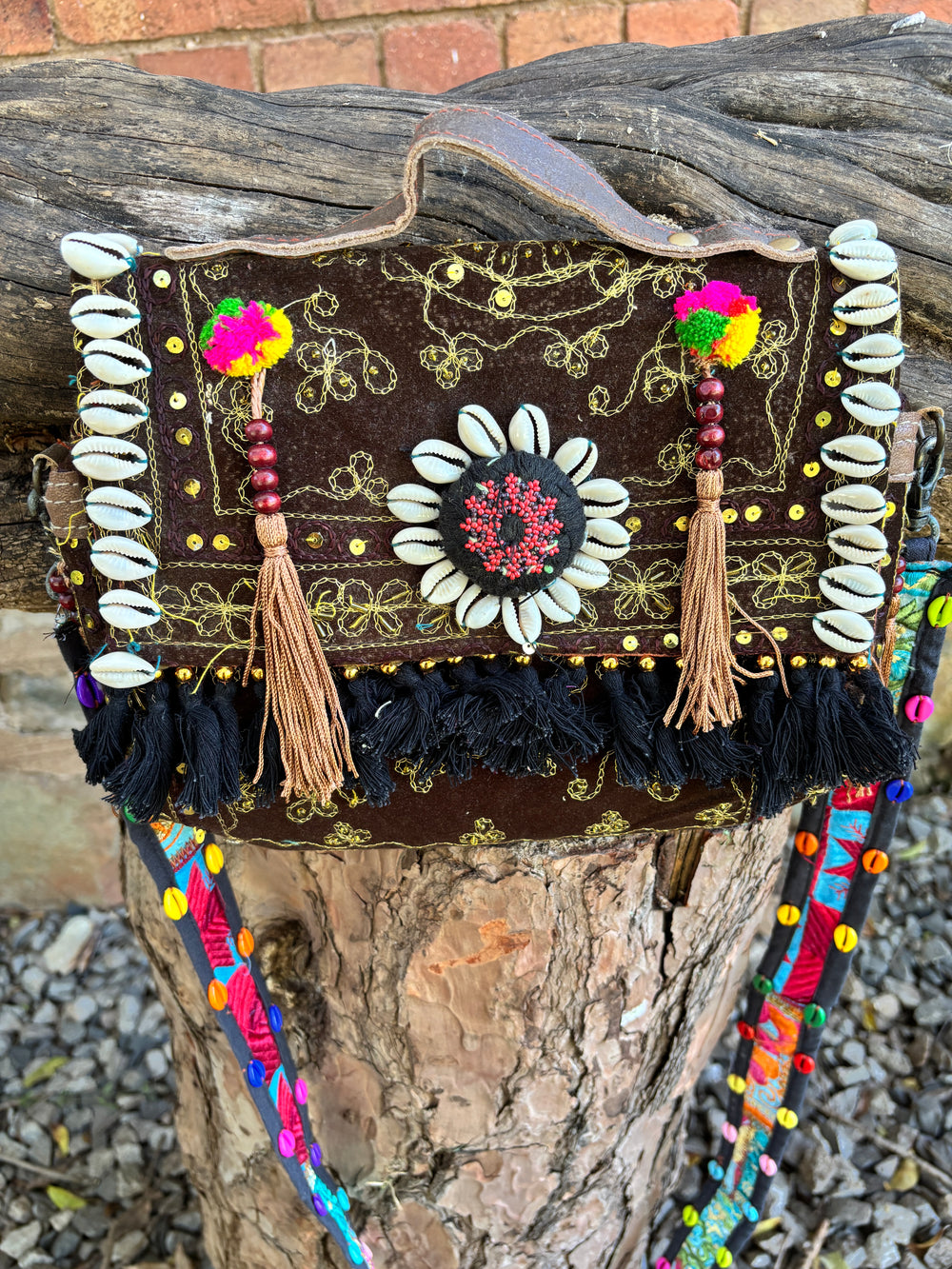 Cowrie Shell Hand-Bag
