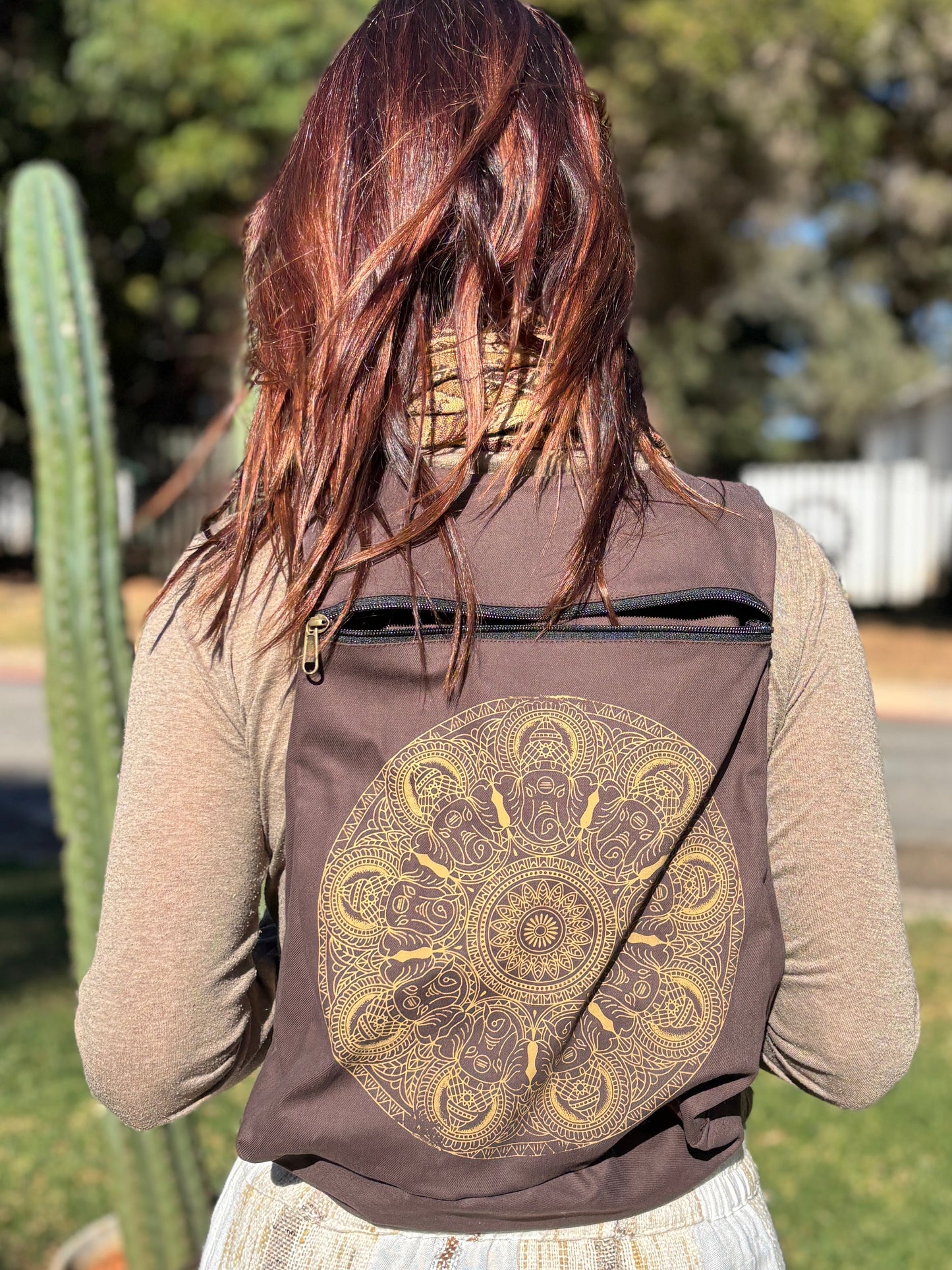 Adjustable Geometric Back Pack