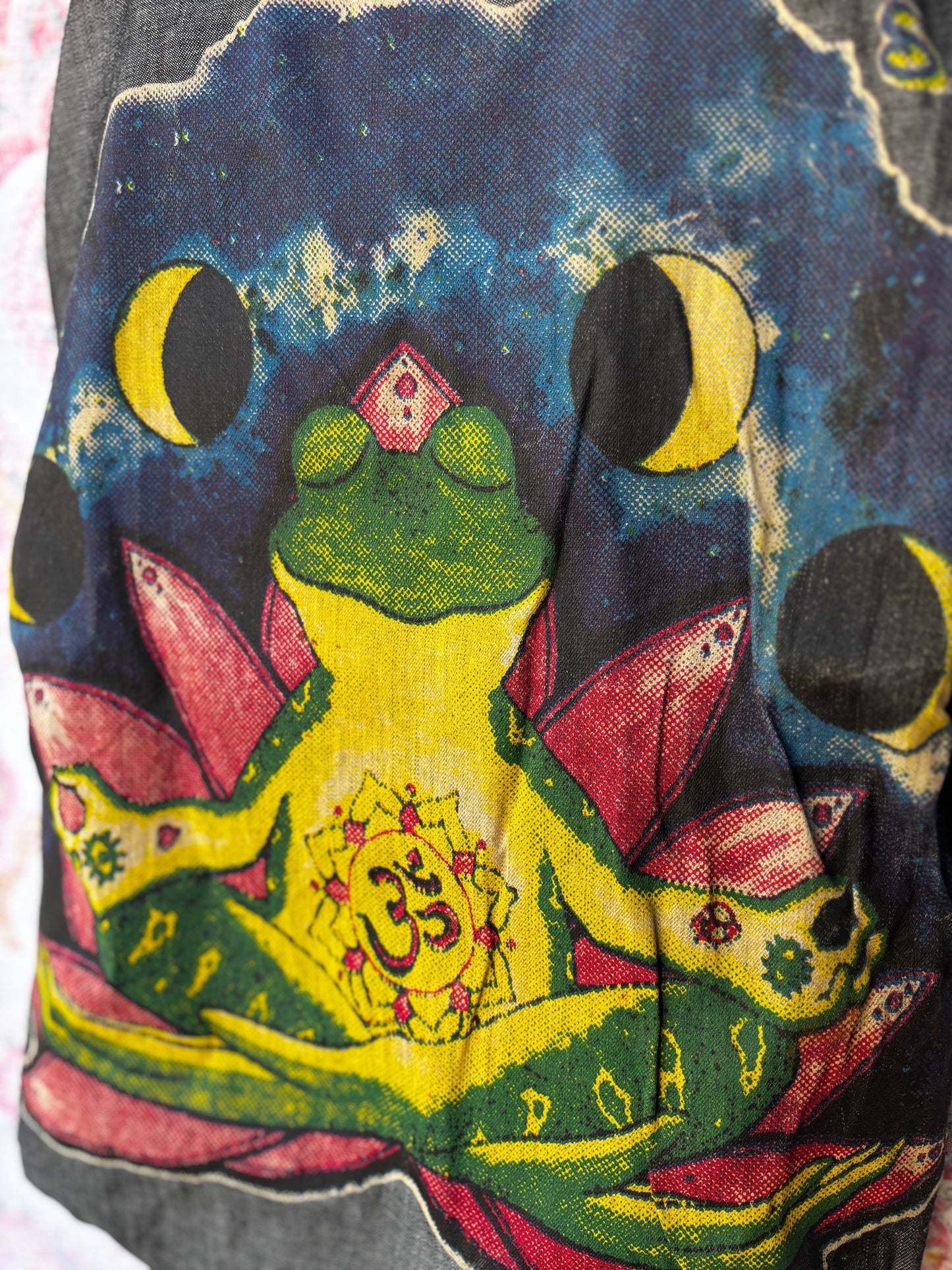 Cosmic Frog Cross/Carry Bag