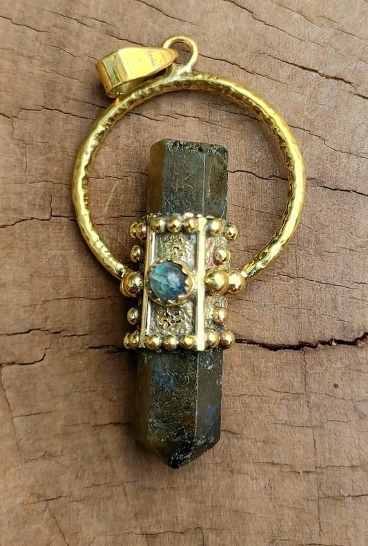 Labradorite Pendant